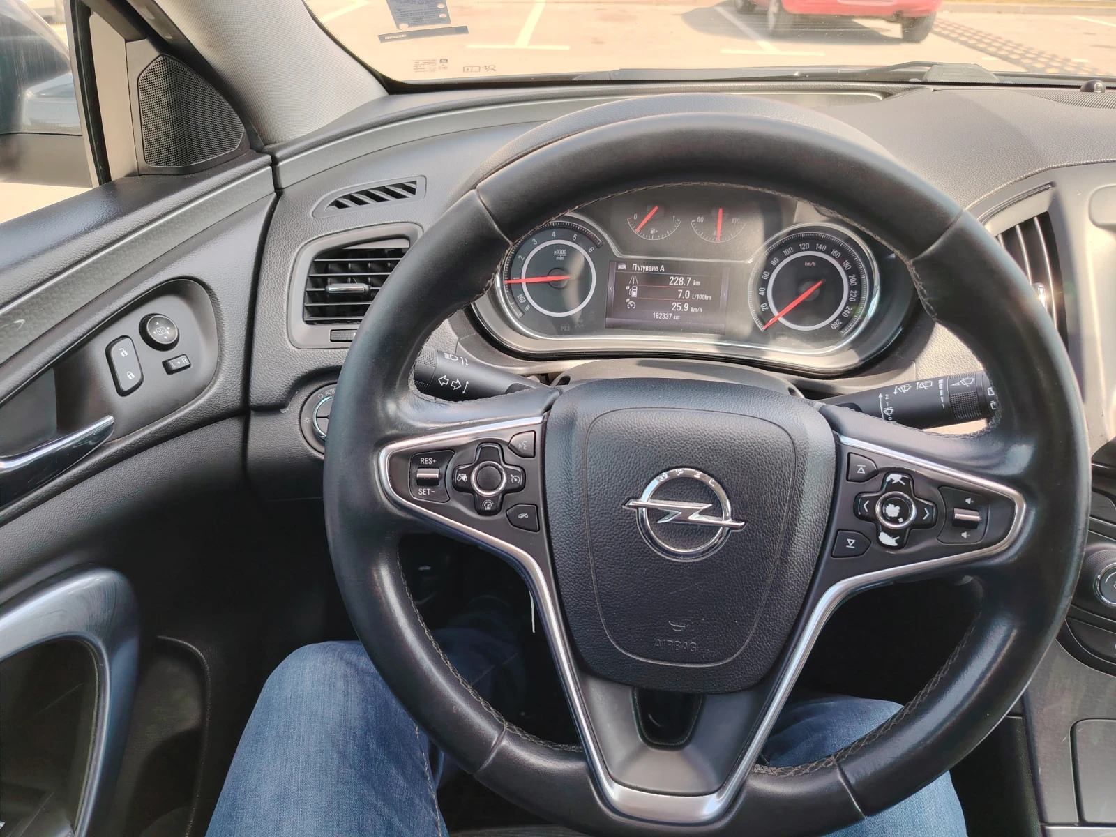 Opel Insignia 2.0 sport tuar - изображение 9