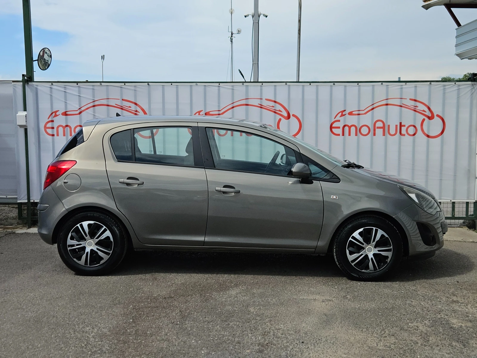Opel Corsa 1.2i/GPL/86k.c/NAVI/БЛУТУТ/EURO 5B/ТОП - изображение 2