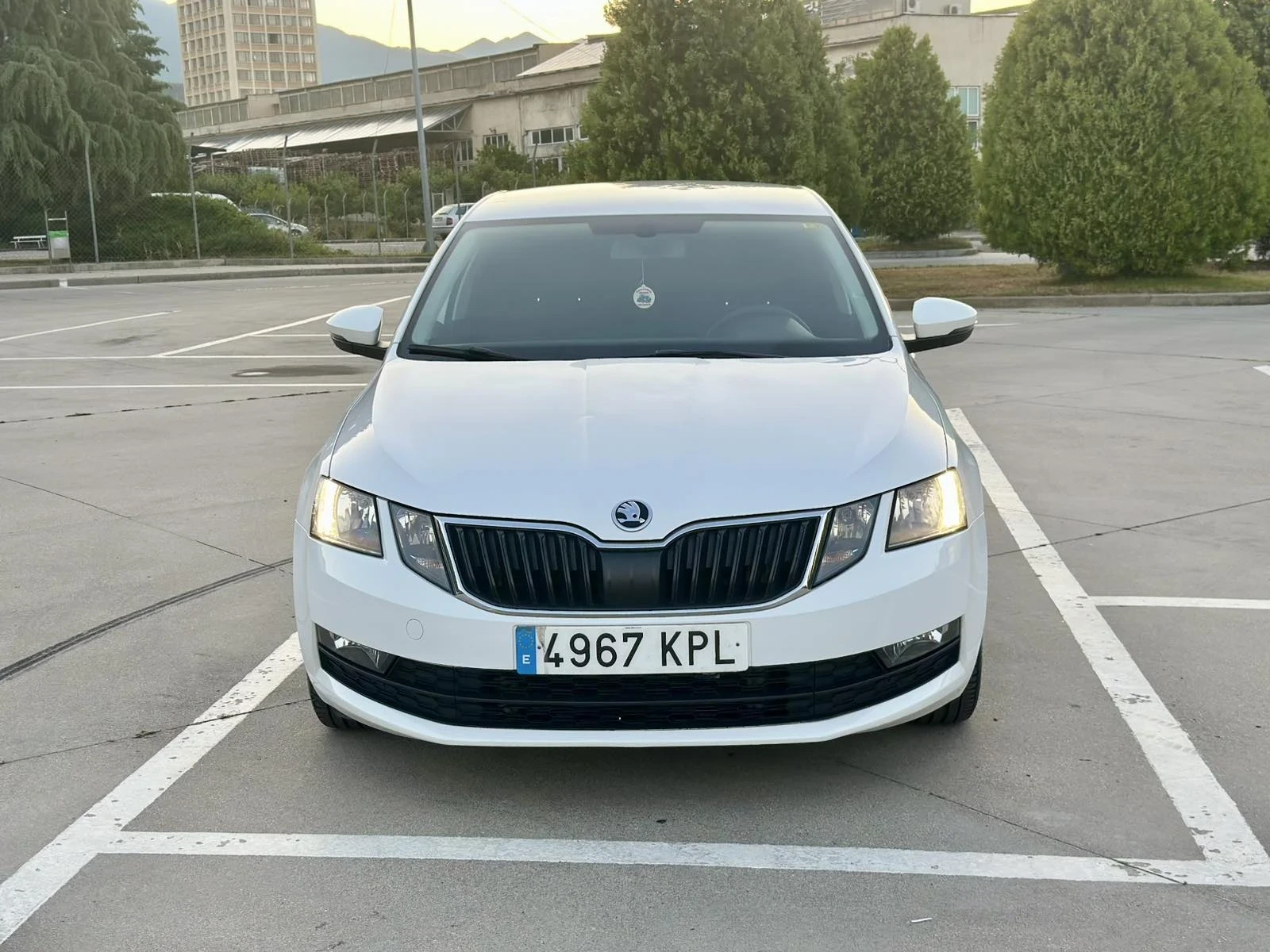 Skoda Octavia 2.0TDI DSG  BARTER LIZING!!!  - изображение 2