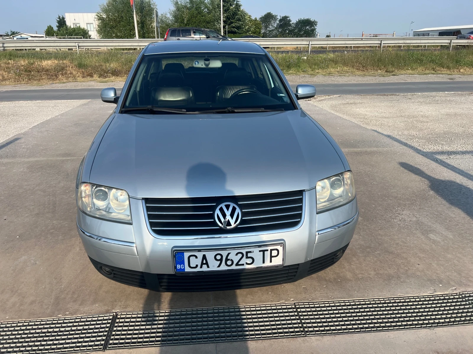 VW Passat 1.8T-Газ-Highline-автоматик - изображение 2