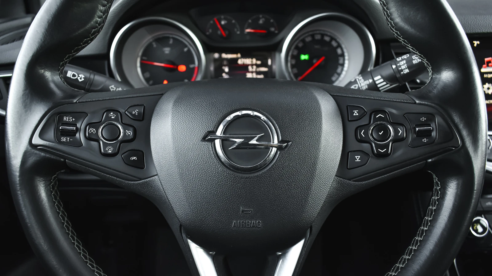 Opel Astra Sports Tourer 1.6d Innovation | Mobile.bg   13