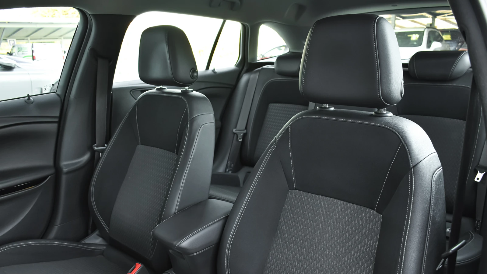 Opel Astra Sports Tourer 1.6d Innovation | Mobile.bg   10