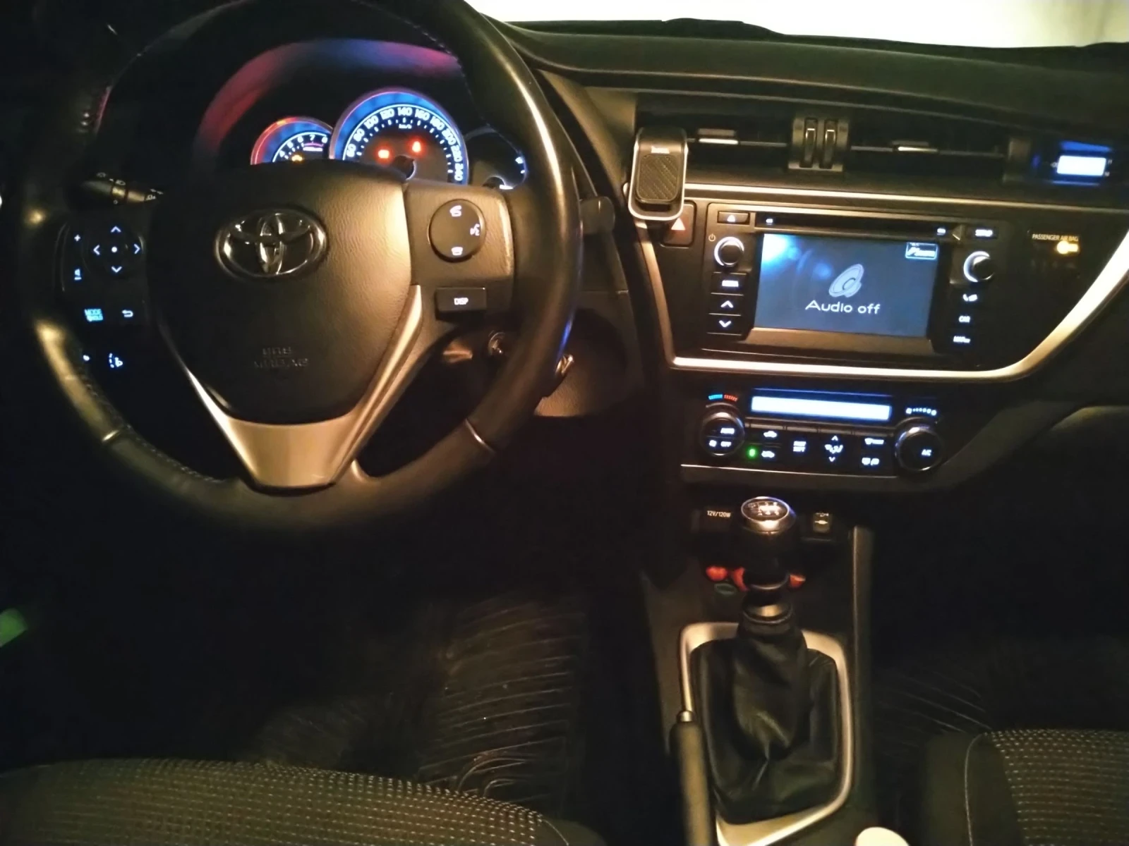 Toyota Auris | Mobile.bg � ����������� 11