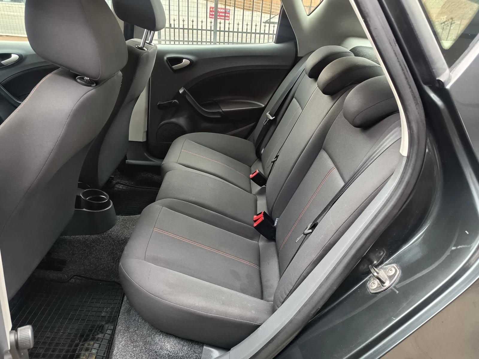 Seat Ibiza 1.2i - изображение 10