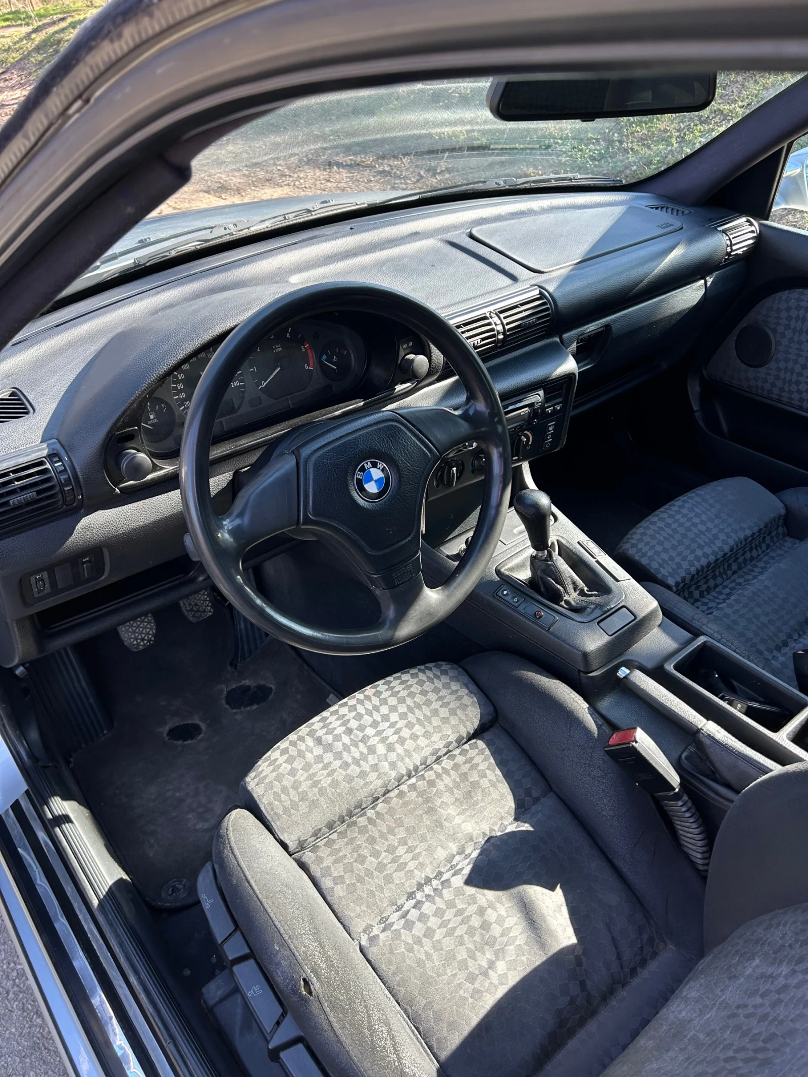 BMW 318 TDS, снимка 7 - Автомобили и джипове - 53801480