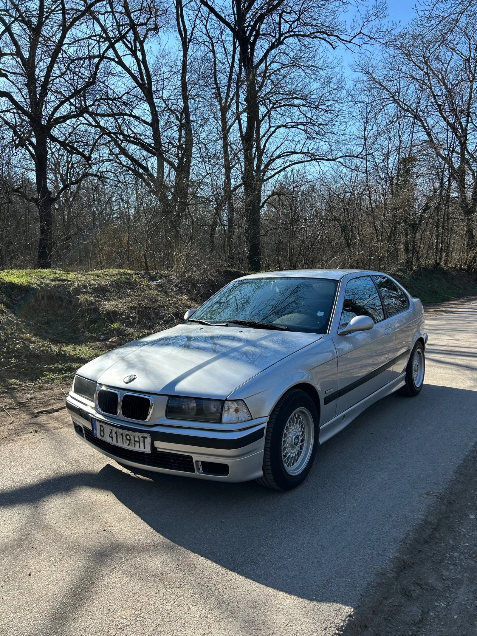 BMW 318 TDS, снимка 2 - Автомобили и джипове - 53801480