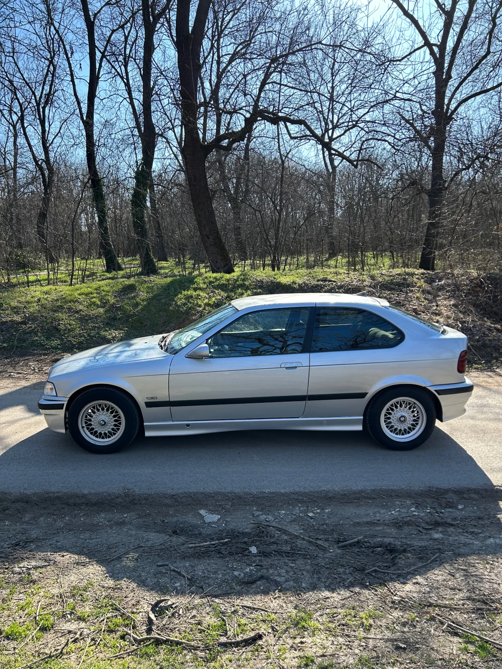 BMW 318 TDS, снимка 3 - Автомобили и джипове - 53801480