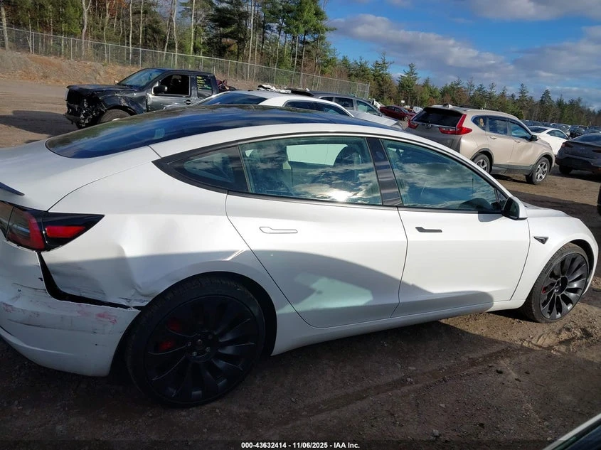Tesla Model 3 Performance Dual Motor All-Wheel Drive, снимка 13 - Автомобили и джипове - 53819134