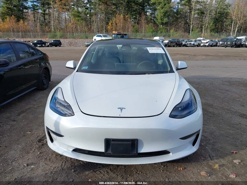 Tesla Model 3 Performance Dual Motor All-Wheel Drive, снимка 12 - Автомобили и джипове - 53819134