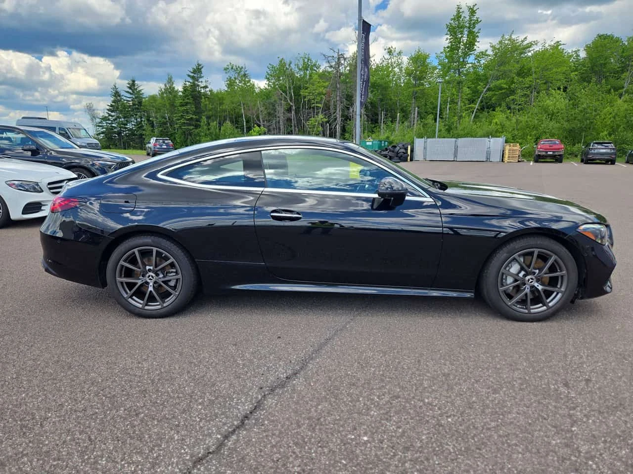 Mercedes-Benz CLE 300 * CARFAX * BURMESTER * 360 * DISTRONIC, снимка 3 - Автомобили и джипове - 54987340