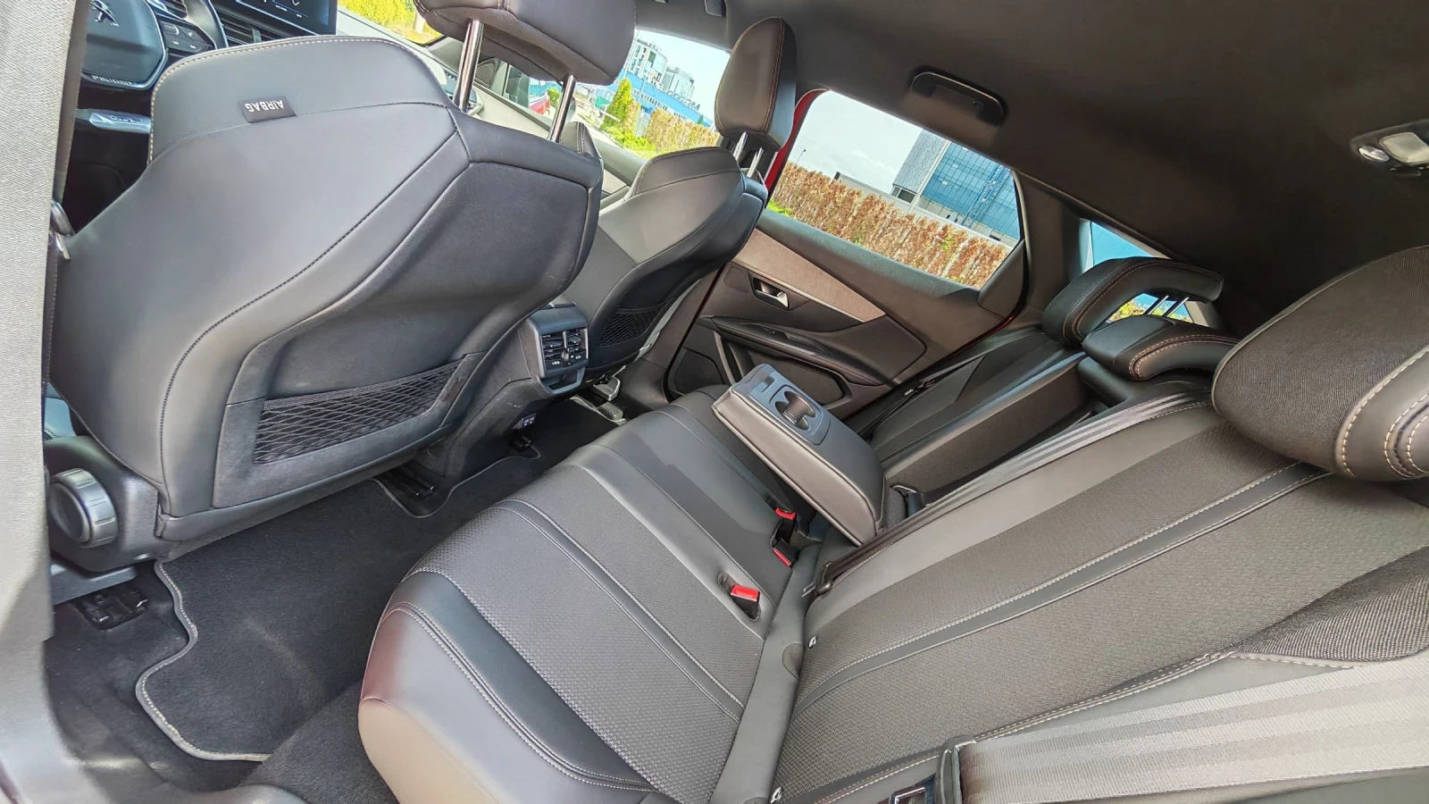 Peugeot 3008 1.6HDI 130hp ГАРАНЦИЯ 02.27, снимка 11 - Автомобили и джипове - 55136932