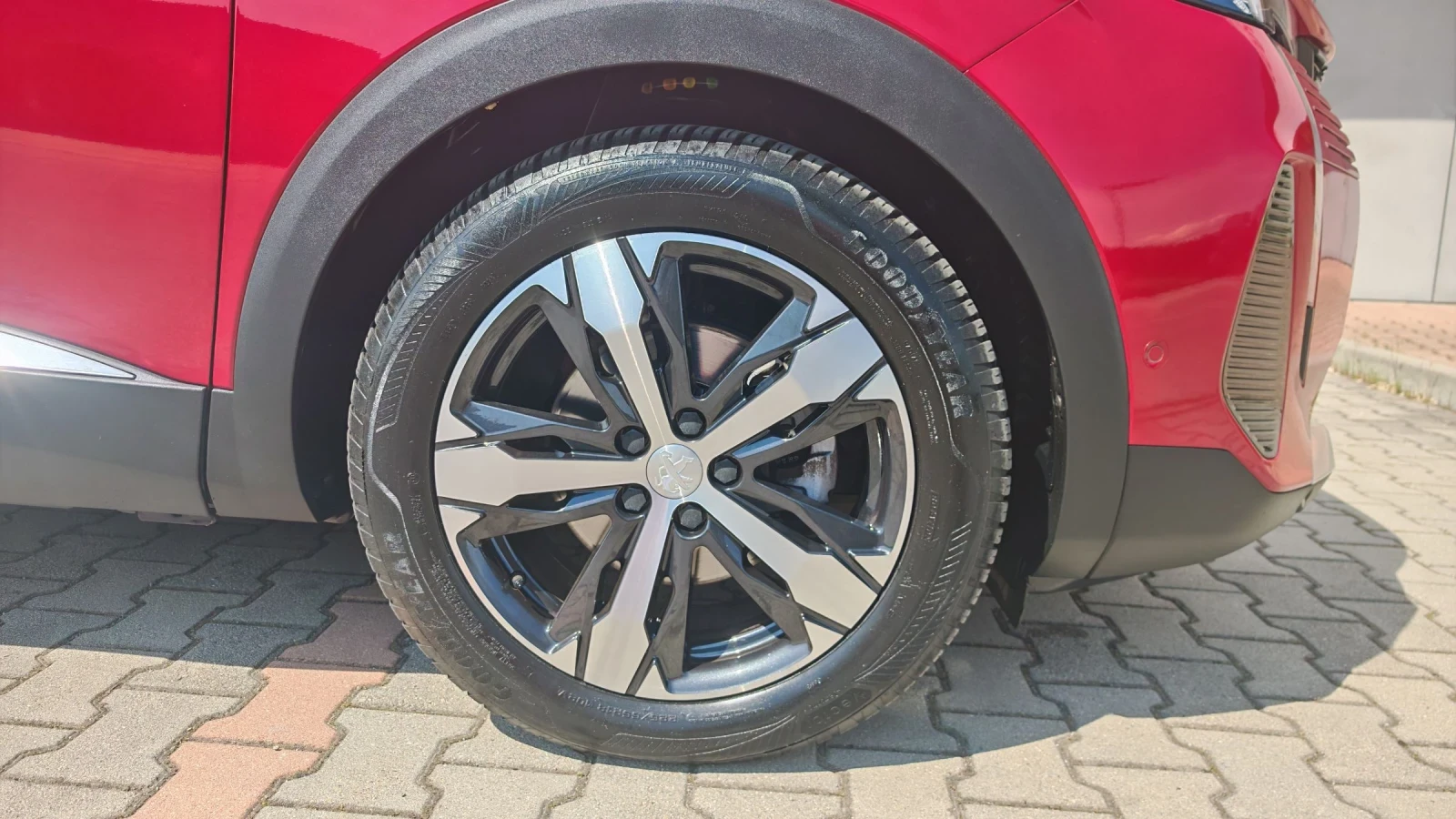 Peugeot 3008 1.6HDI 130hp ГАРАНЦИЯ 02.27, снимка 16 - Автомобили и джипове - 55136932