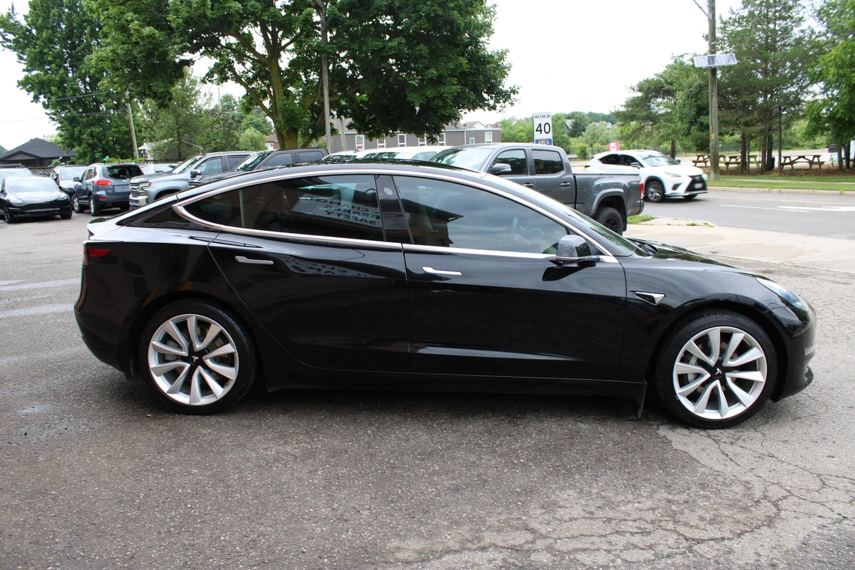 Tesla Model 3 Mid Range, снимка 7 - Автомобили и джипове - 55189016
