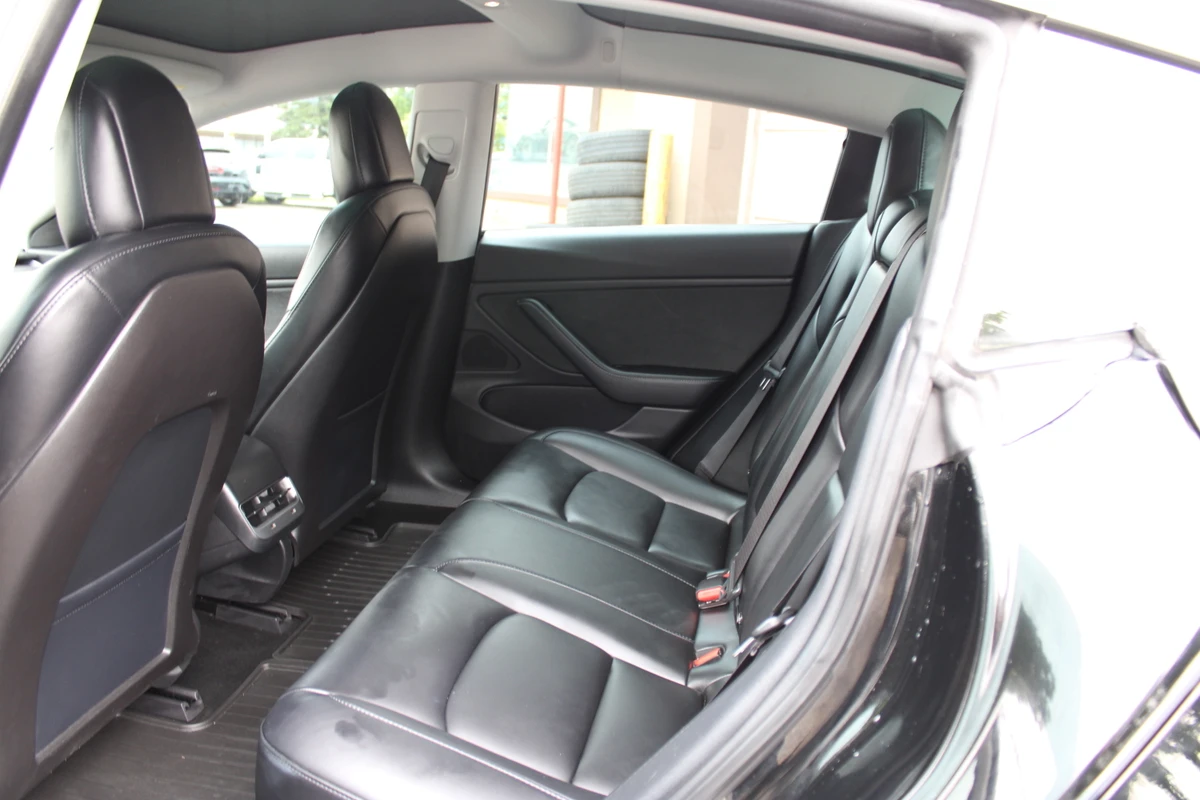Tesla Model 3 Mid Range, снимка 10 - Автомобили и джипове - 55189016