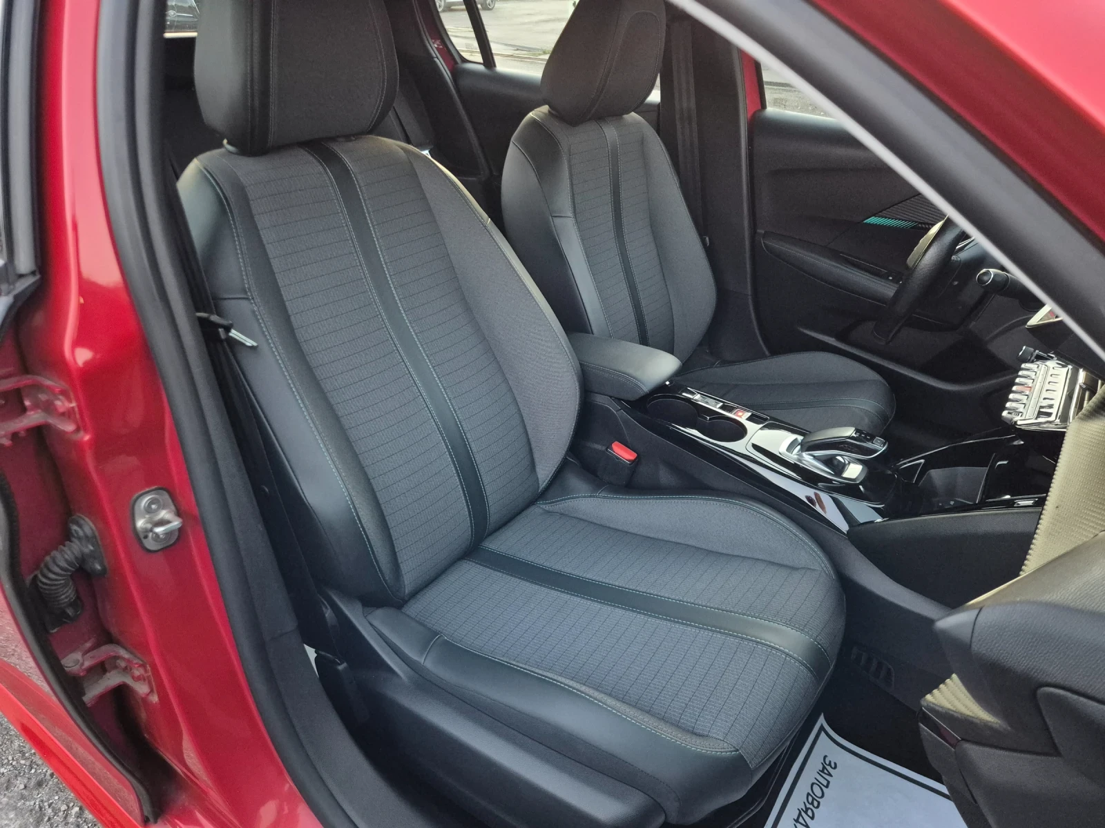 Peugeot 208 e* 50kWh* DIGITAL | Mobile.bg � ����������� 10