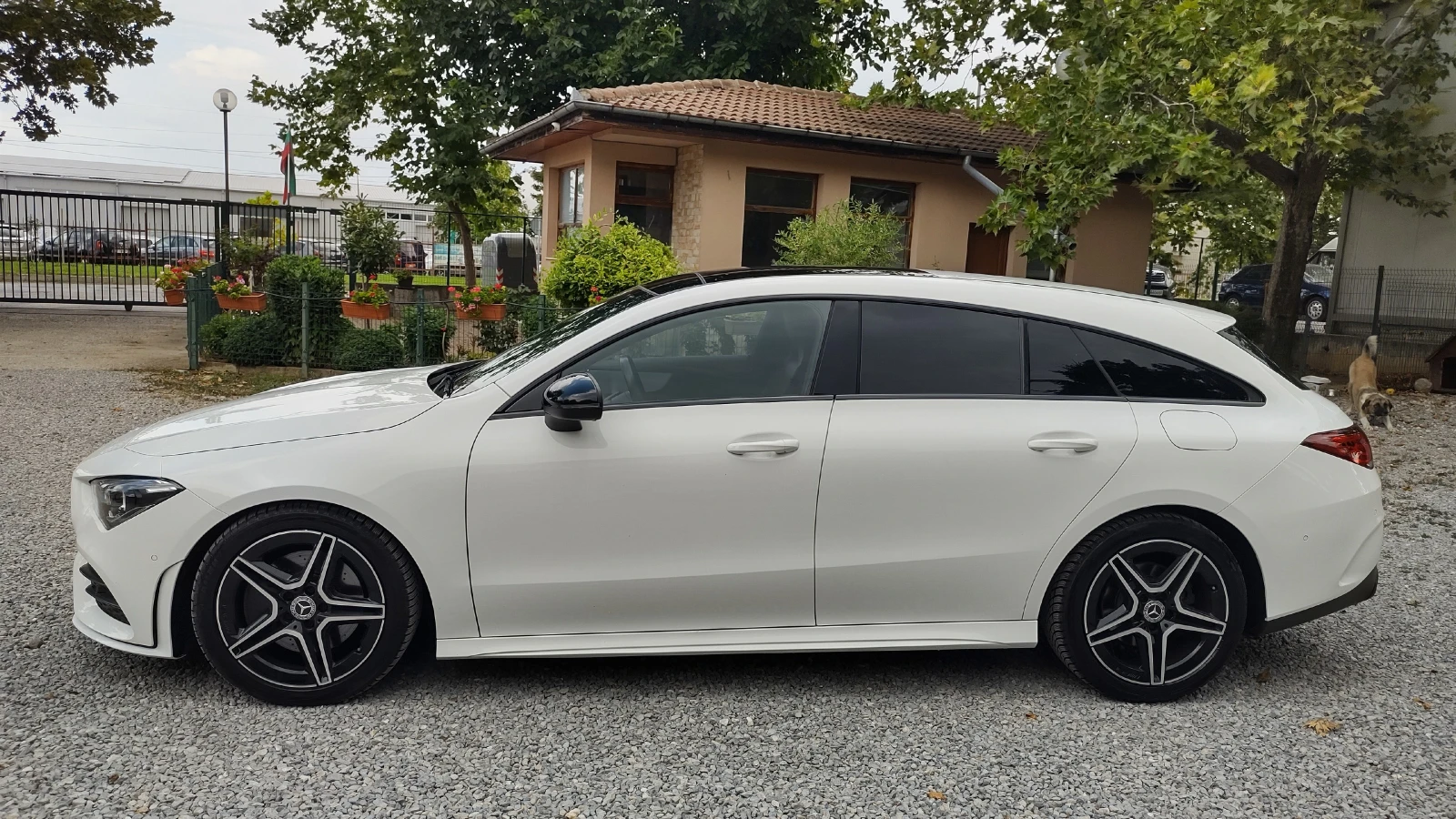 Mercedes-Benz CLA 200 AMG Black Edition/Панорама/Нова!, снимка 3 - Автомобили и джипове - 55654324