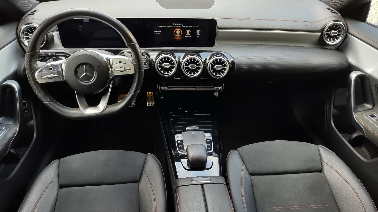 Mercedes-Benz CLA 200 AMG Black Edition/Панорама/Нова!, снимка 9 - Автомобили и джипове - 55654324