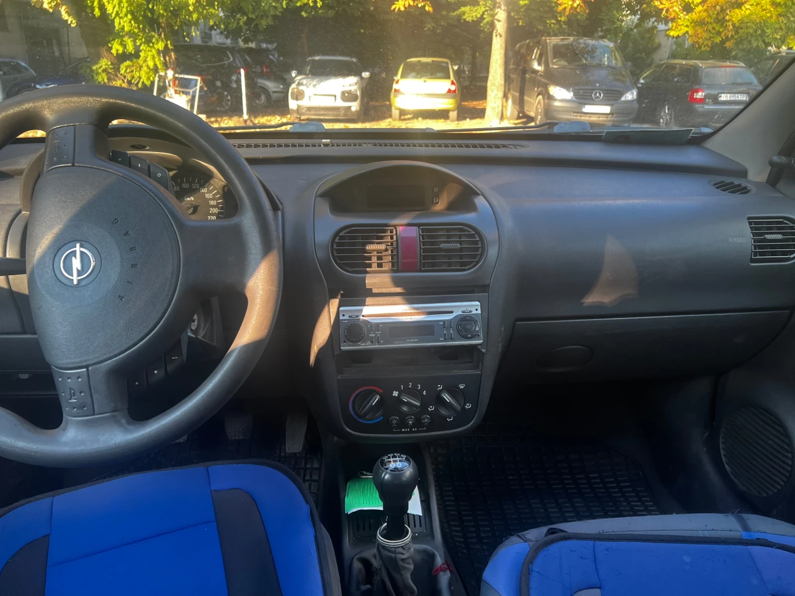 Opel Corsa, снимка 4 - Автомобили и джипове - 56158469