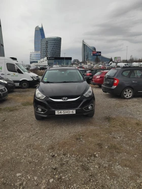 Hyundai IX35 2.0 CRDI 4X4 AUTOMAT, снимка 2