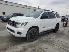 Toyota Sequoia  SR5