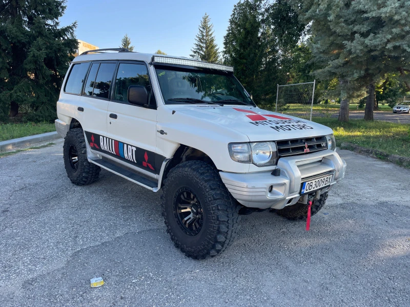 Mitsubishi Pajero 3.5 ръчка, снимка 7 - Автомобили и джипове - 46723019