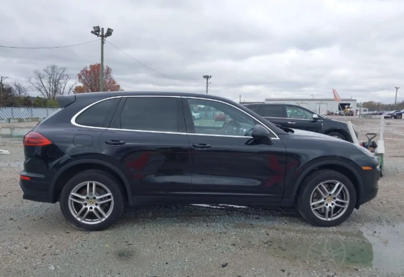 Porsche Cayenne, снимка 3 - Автомобили и джипове - 48566373