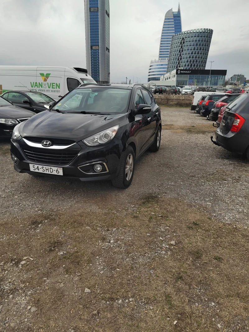 Hyundai IX35 2.0 CRDI 4X4 AUTOMAT, снимка 1 - Автомобили и джипове - 49451301