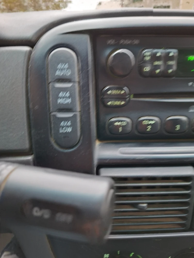 Ford Explorer, снимка 4 - Автомобили и джипове - 52556387