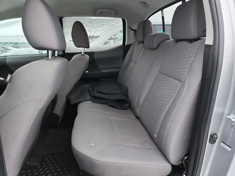 Toyota Tacoma * CREW CAB LONG BED * CARFAX * ЦЕНА ДО БГ, снимка 9 - Автомобили и джипове - 53019942