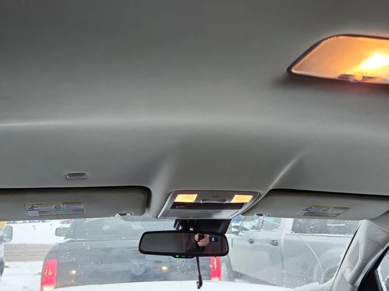 Toyota Tacoma * CREW CAB LONG BED * CARFAX * ЦЕНА ДО БГ, снимка 11 - Автомобили и джипове - 53019942