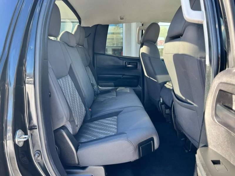 Toyota Tundra * DOUBLE CAB SR * CARFAX * , снимка 6 - Автомобили и джипове - 53023480