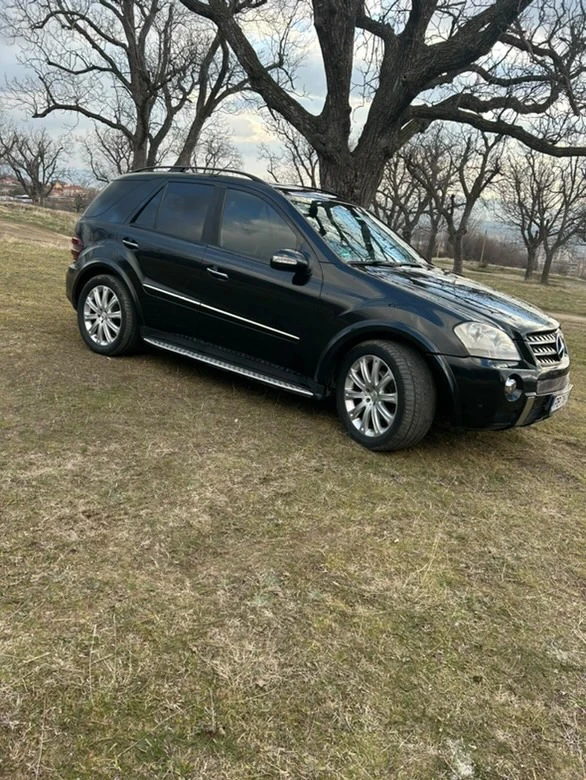 Mercedes-Benz ML 320 AMG Pack FULL, снимка 3 - Автомобили и джипове - 49014281