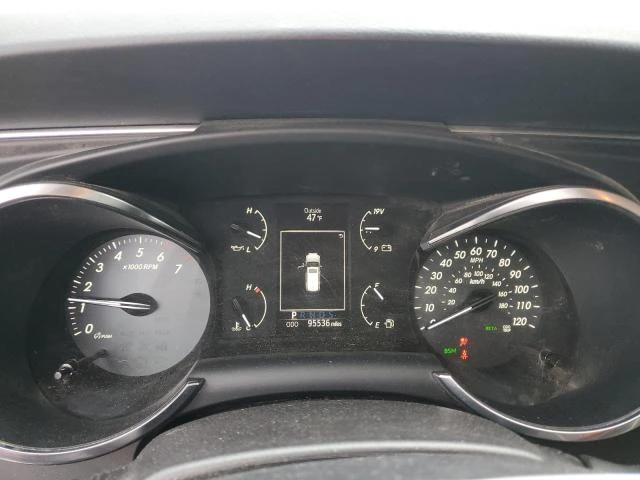 Toyota Sequoia  SR5 - изображение 9