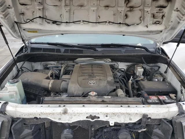Toyota Sequoia  SR5, снимка 12 - Автомобили и джипове - 52839318