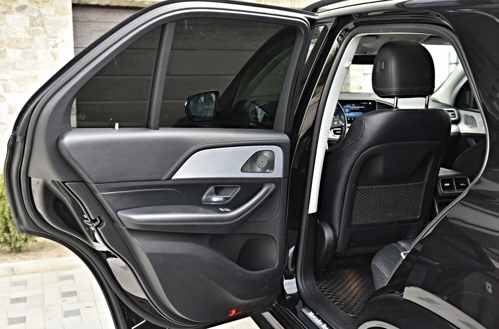 Mercedes-Benz GLE 350  - изображение 2