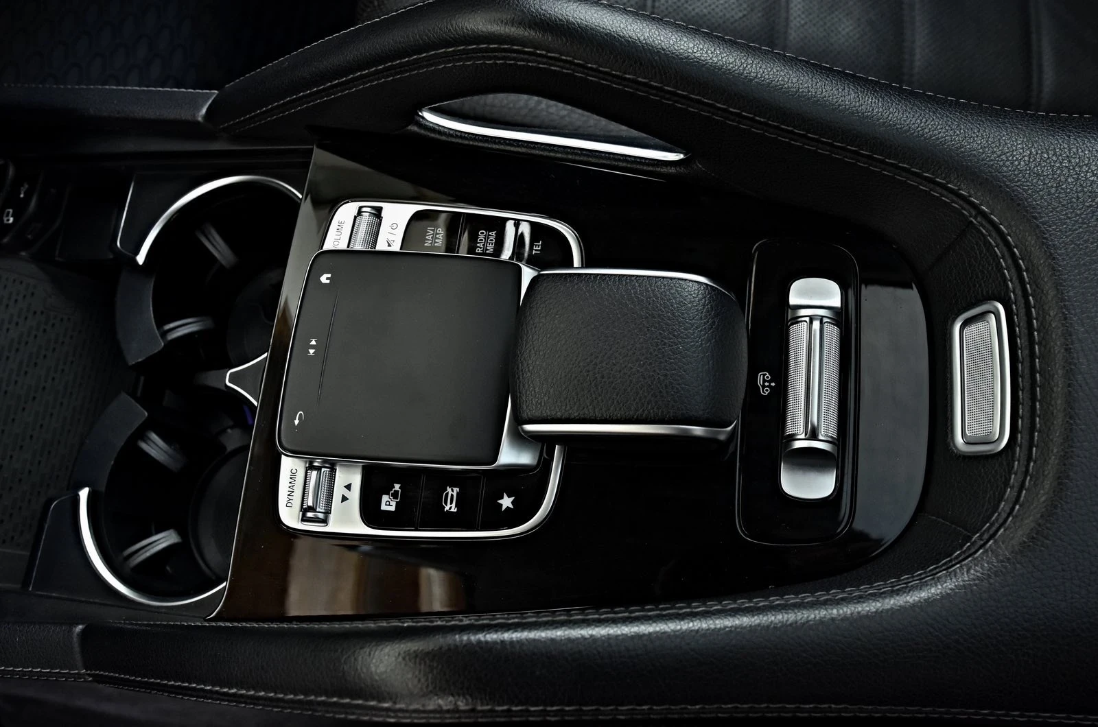 Mercedes-Benz GLE 350  - изображение 8