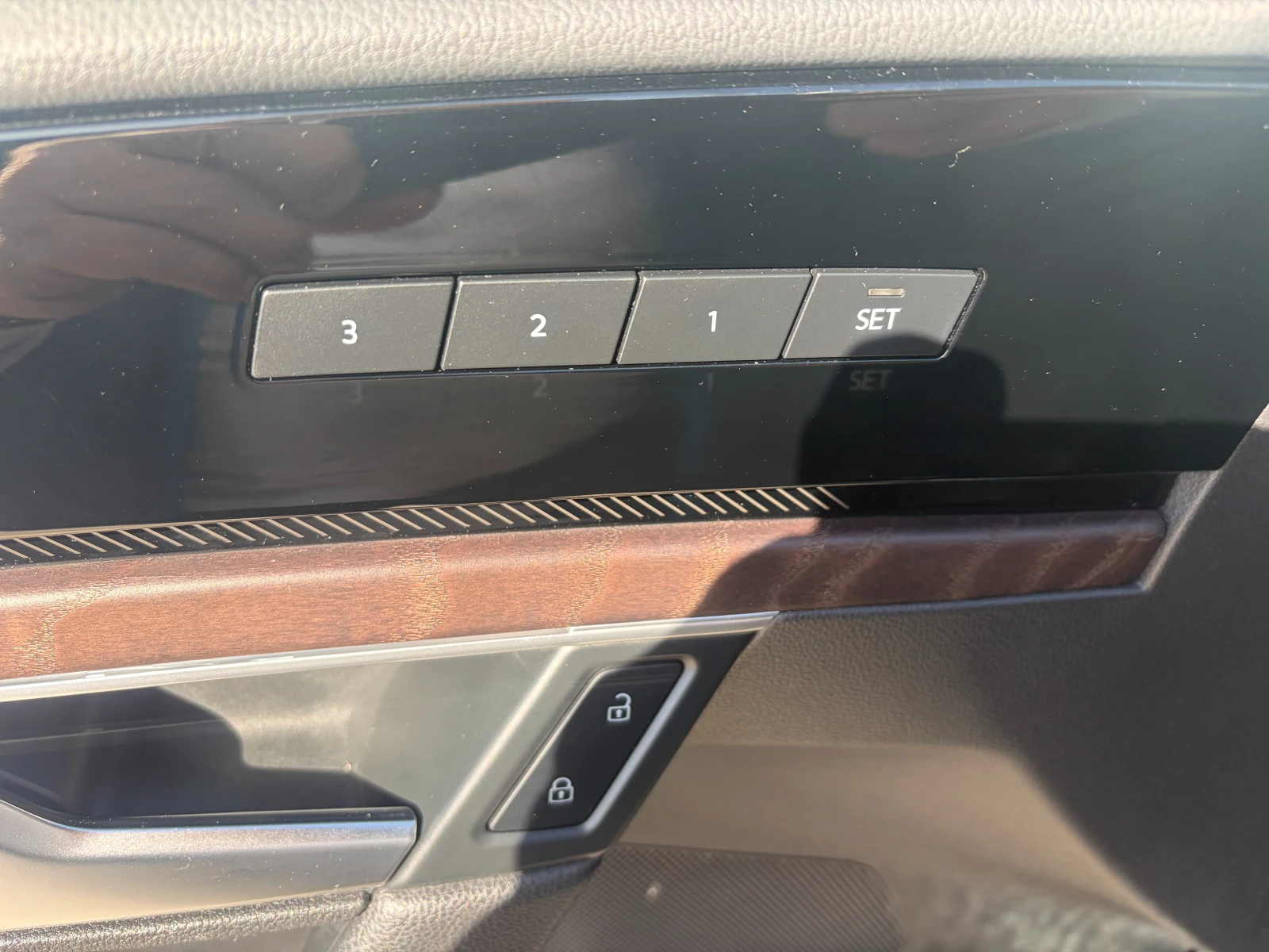 VW Touareg Elegance , снимка 14 - Автомобили и джипове - 53997584