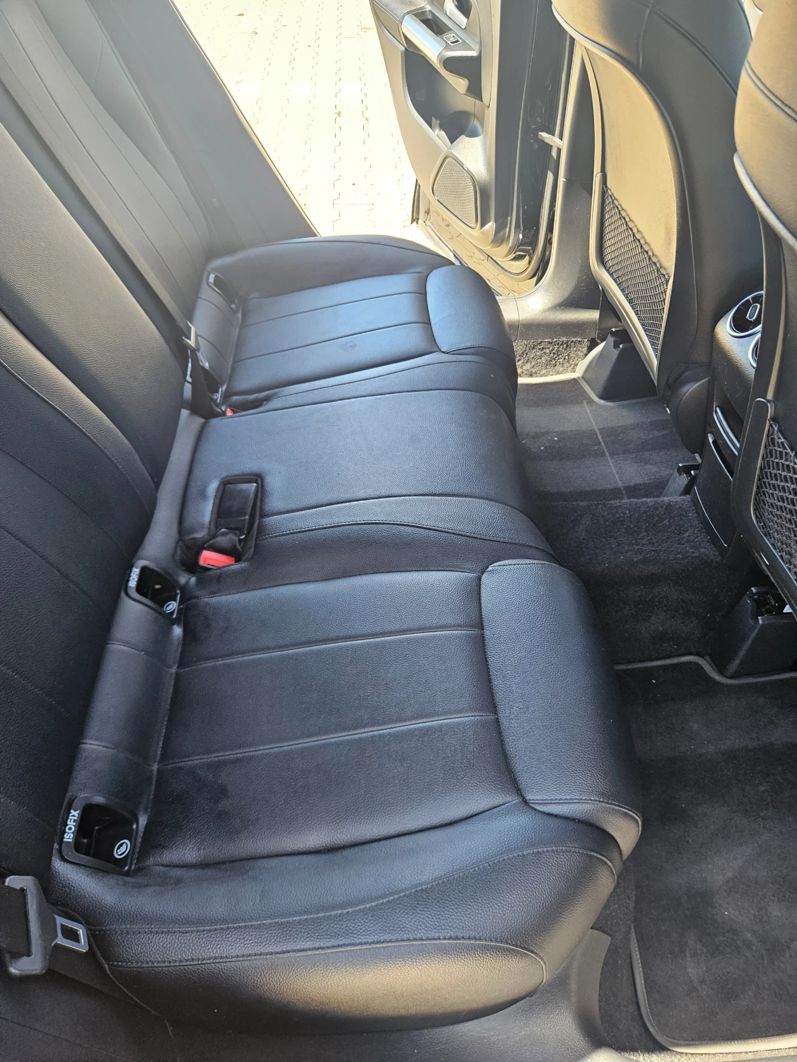 Mercedes-Benz GLA 250, снимка 5 - Автомобили и джипове - 54298140