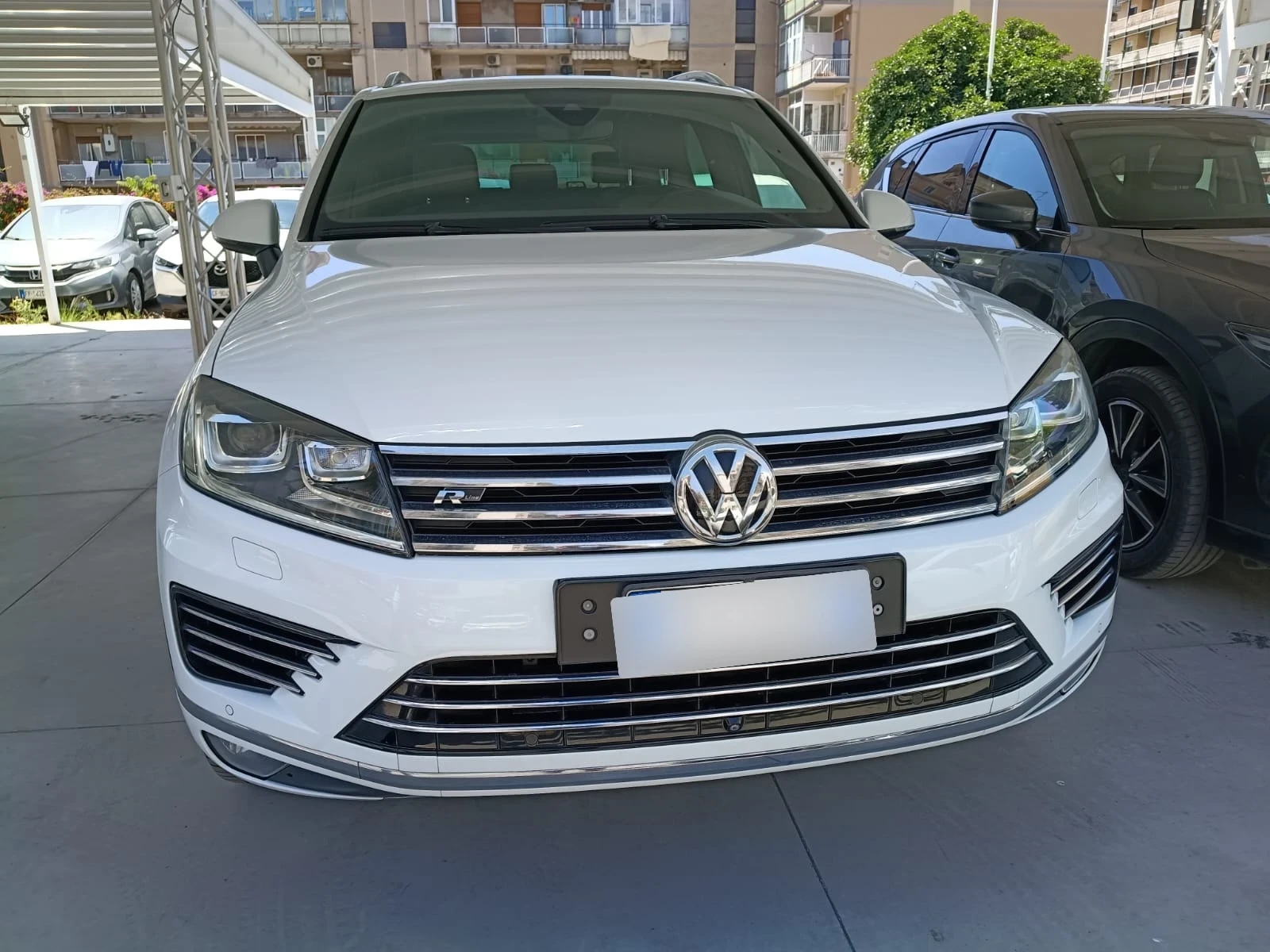 VW Touareg 3.0 TDI tiptronic BlueMotion Technology, снимка 4 - Автомобили и джипове - 54654402