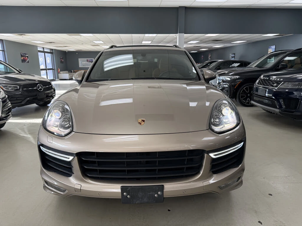 Porsche Cayenne GTS, снимка 2 - Автомобили и джипове - 55376454