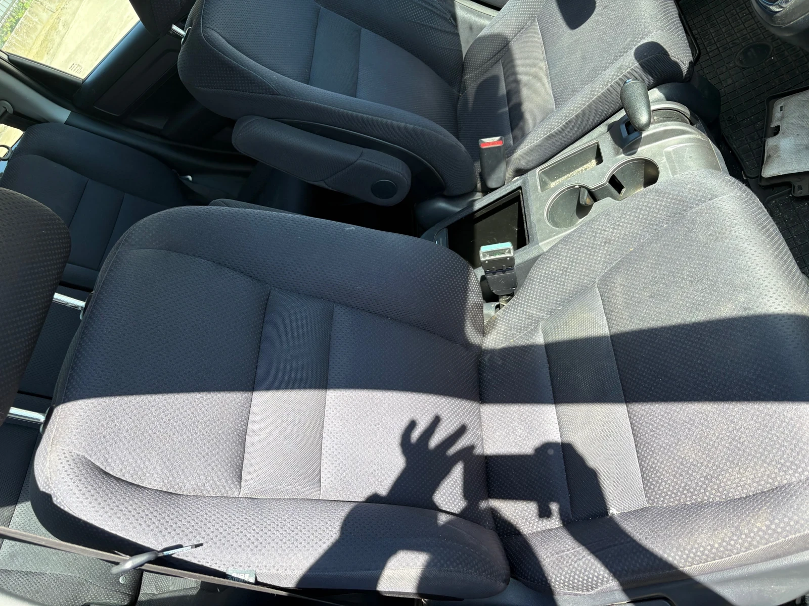 Honda Cr-v 2.2 CDI, снимка 5 - Автомобили и джипове - 55486661