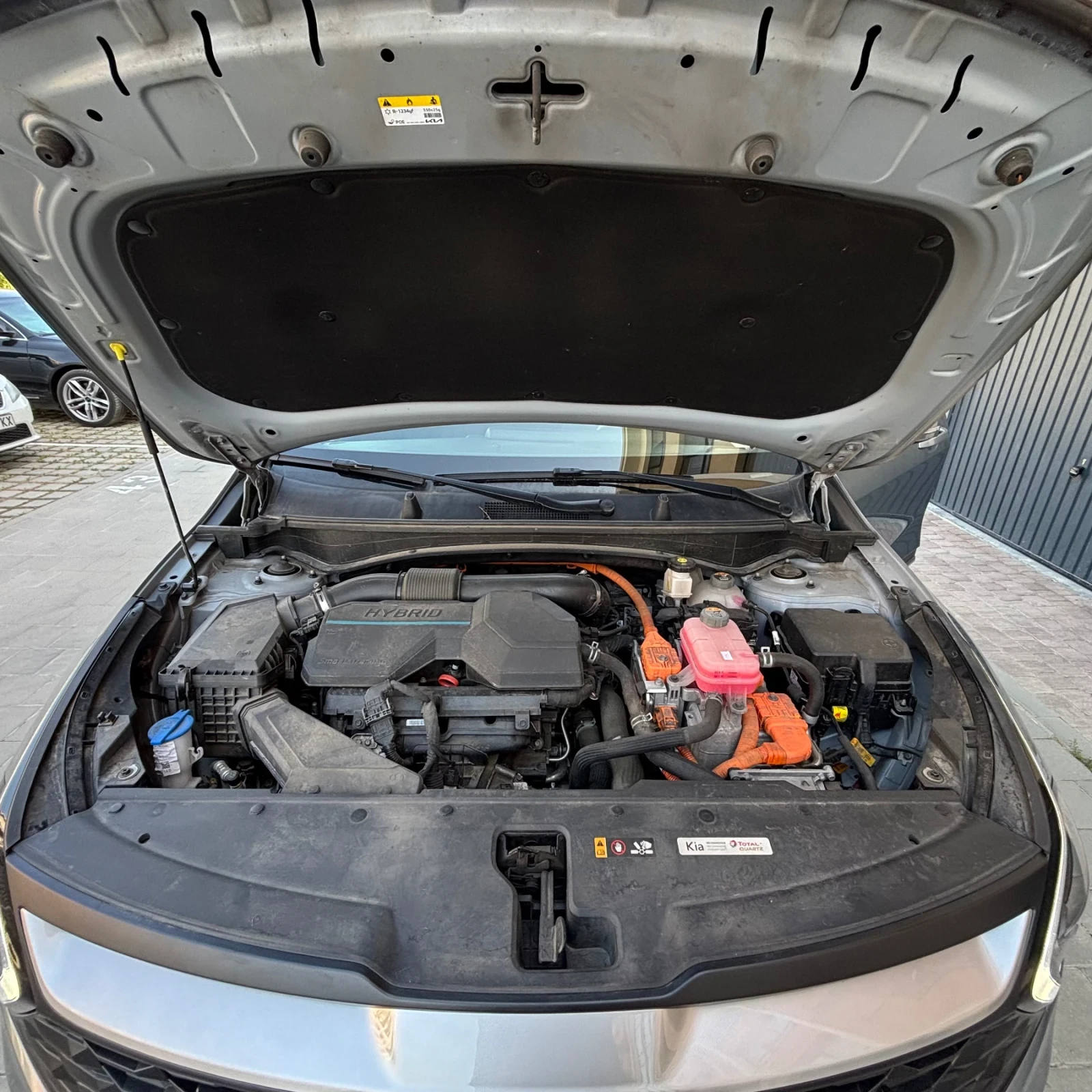 Kia Sportage 1, 6 hybrid Active Сервизна история ГАРАНЦИЯ, снимка 16 - Автомобили и джипове - 55877279