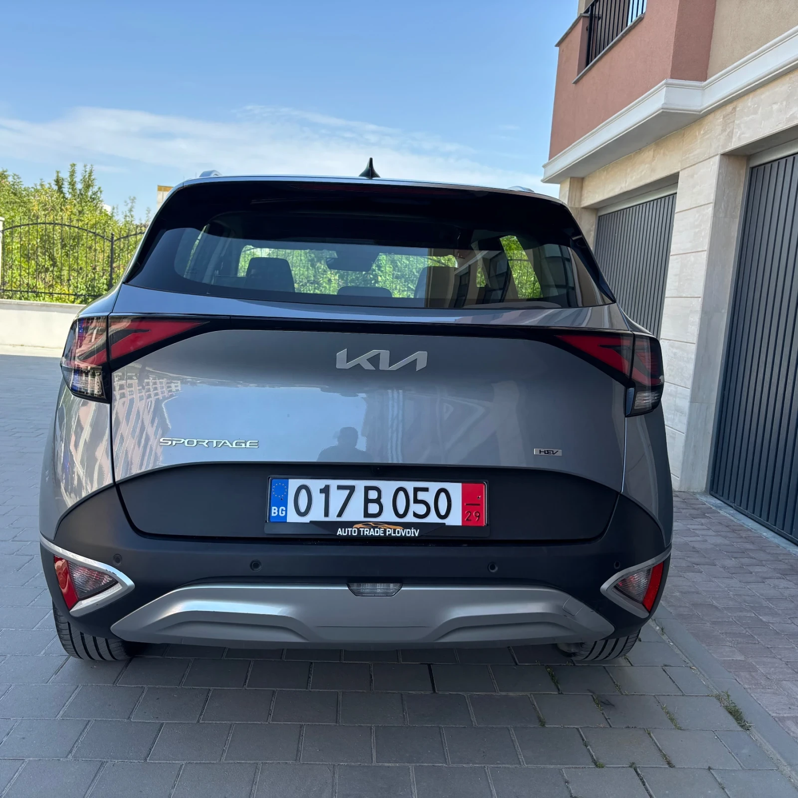Kia Sportage 1, 6 hybrid Active Сервизна история ГАРАНЦИЯ, снимка 5 - Автомобили и джипове - 55877279
