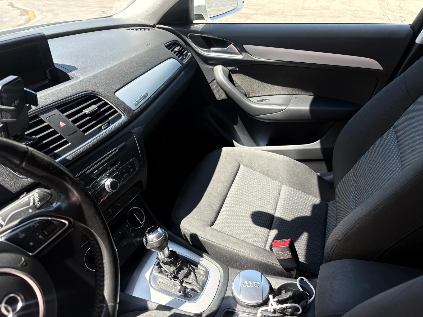 Audi Q3, снимка 7 - Автомобили и джипове - 55929202