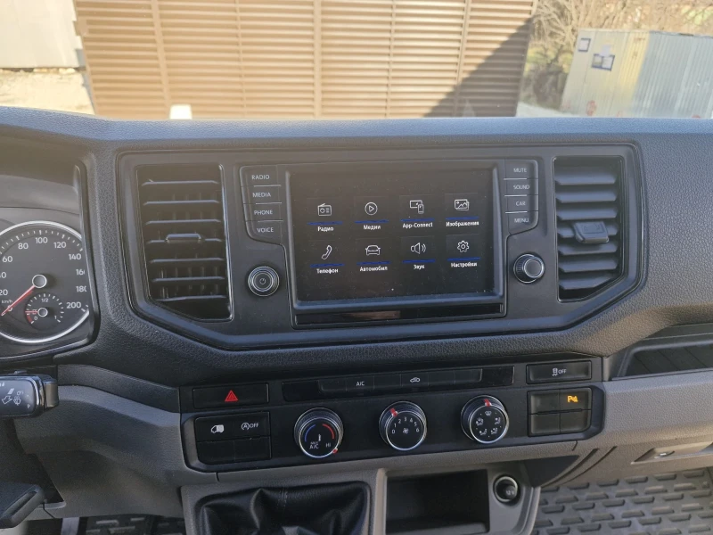 VW Crafter Швейцария 4motion, снимка 14 - Бусове и автобуси - 48289177