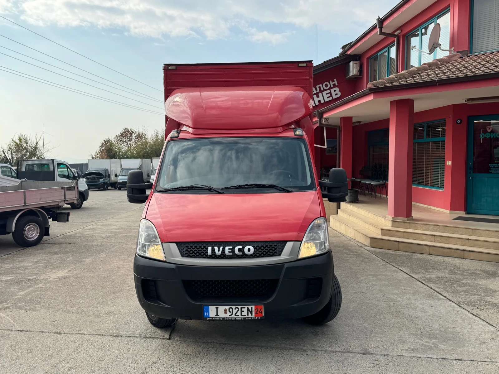 Iveco Daily 3.0HPI* 35c17* Климатик* Падащ борд - изображение 3