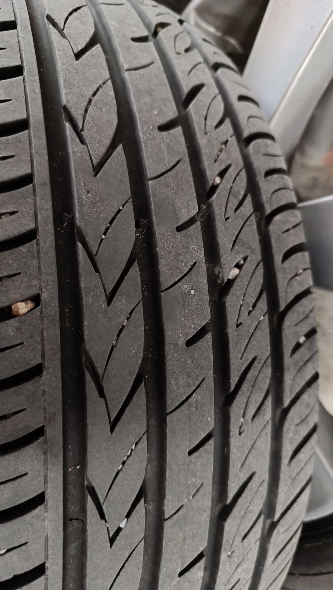 Гуми с джанти Viking 205/55R16, снимка 9 - Гуми и джанти - 54189929