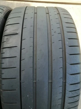      325/35R22