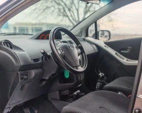 Toyota Yaris 1.3 БЕНЗИН 99 К.С. FACELIFT! УНИКАТ!  - 4299 € / 8408.11 лв. - 98698686 8