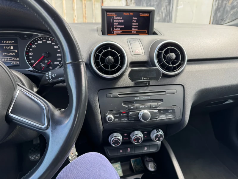 Audi A1, снимка 5 - Автомобили и джипове - 47882927